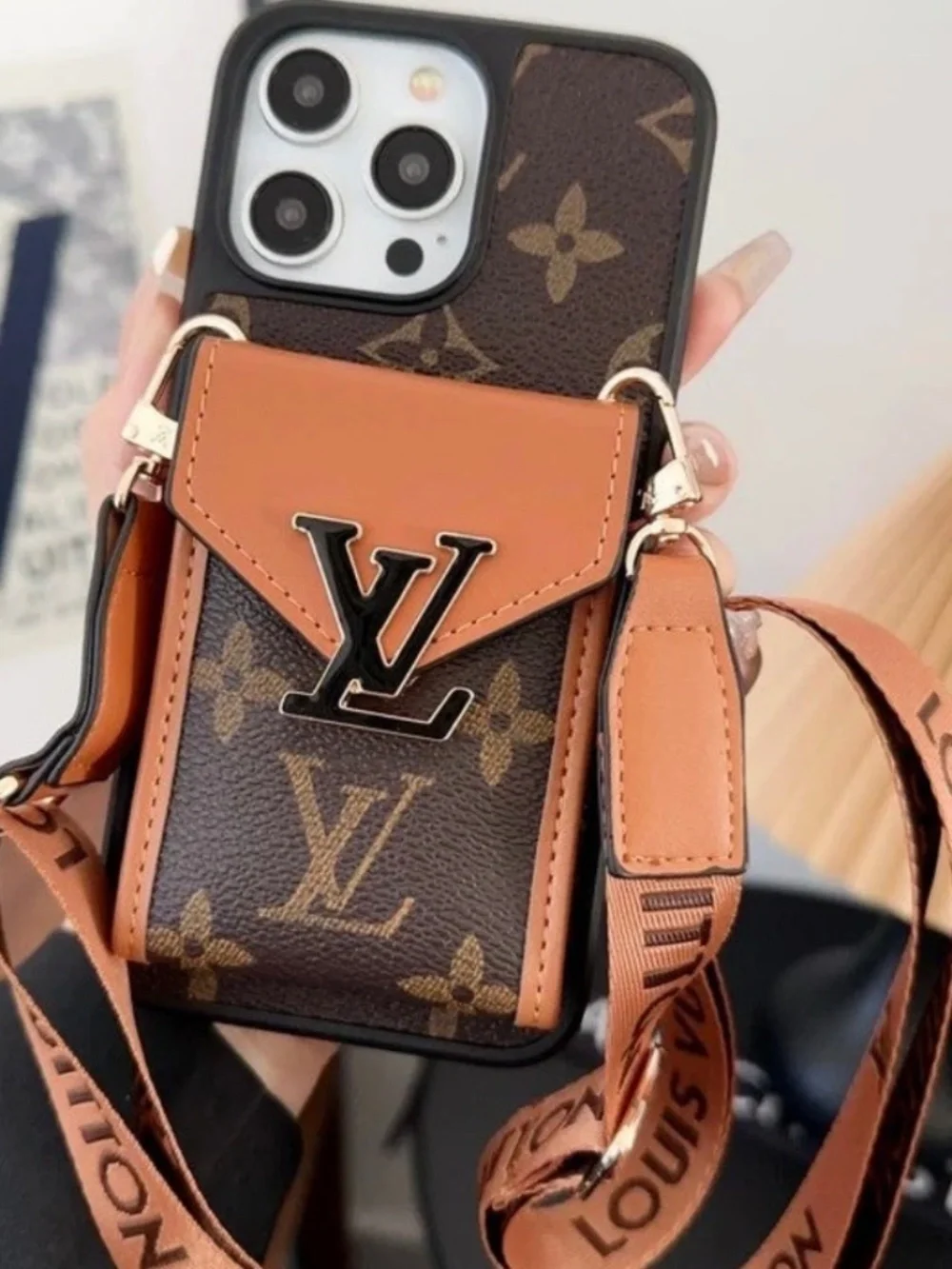 Luxury Card Bag Chain iPhone Case for iPhone 16 Pro Max.